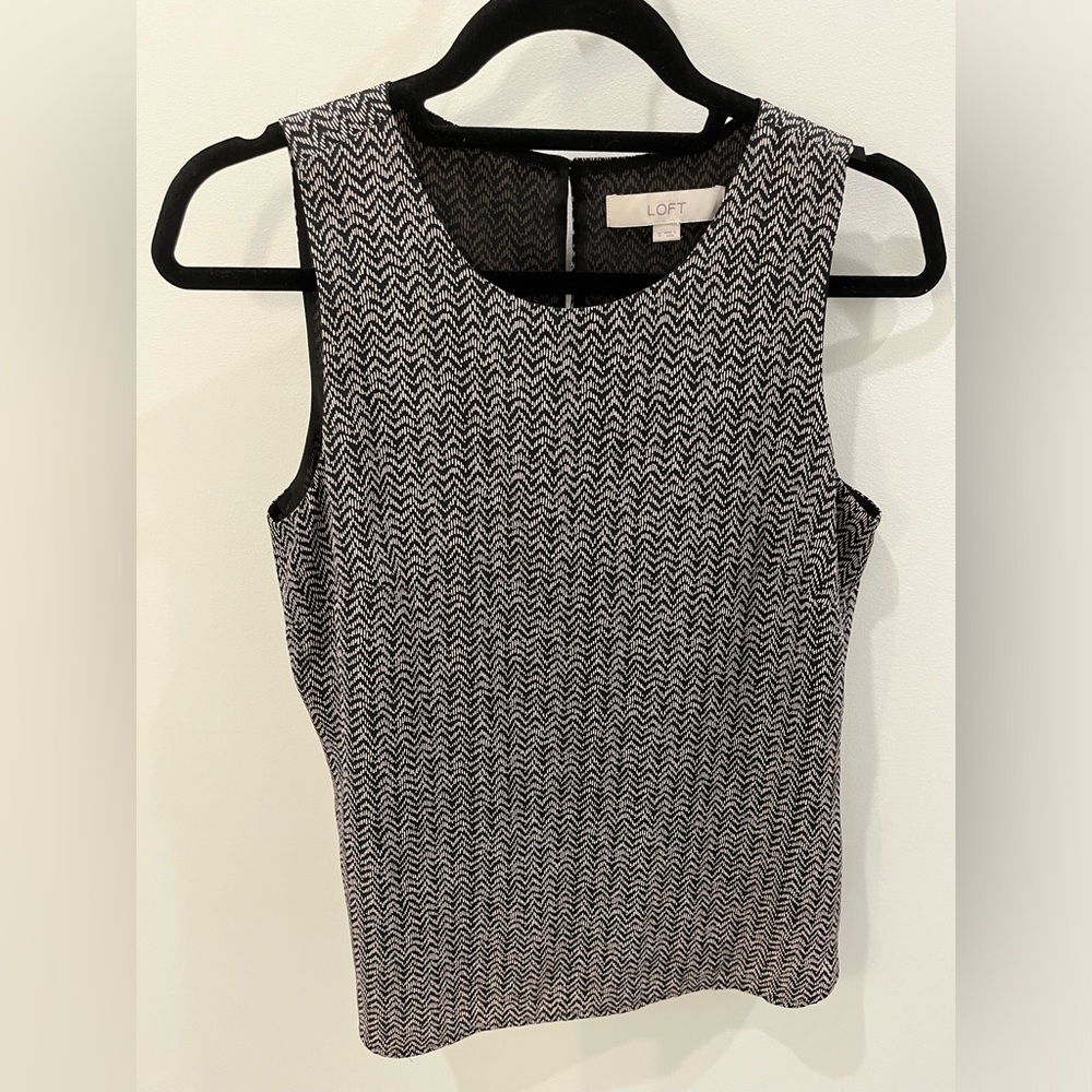 Black and White Herringbone Top